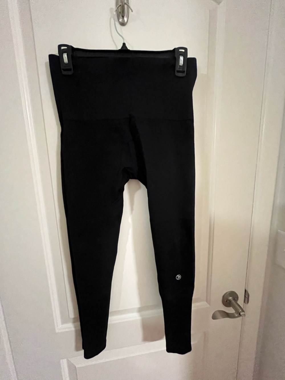 Black High-Waist Leggings with Subtle Logo